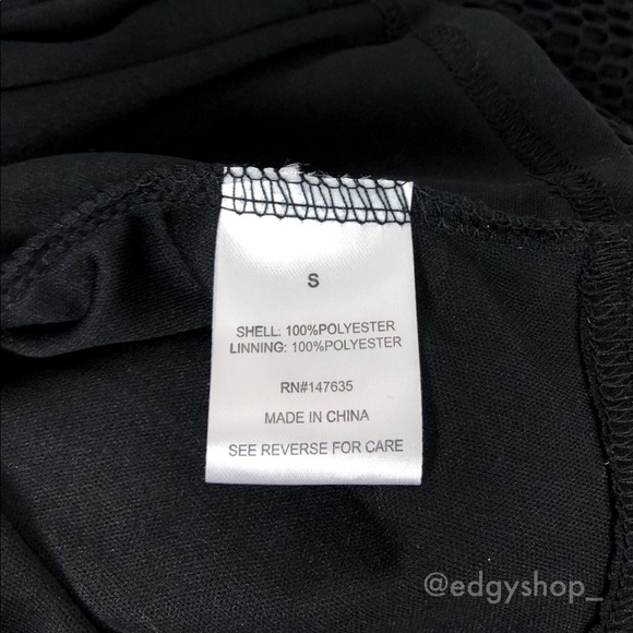 Romeo + Juliet Couture | Mesh Fit & Flare Dress - Picture 5 of 8